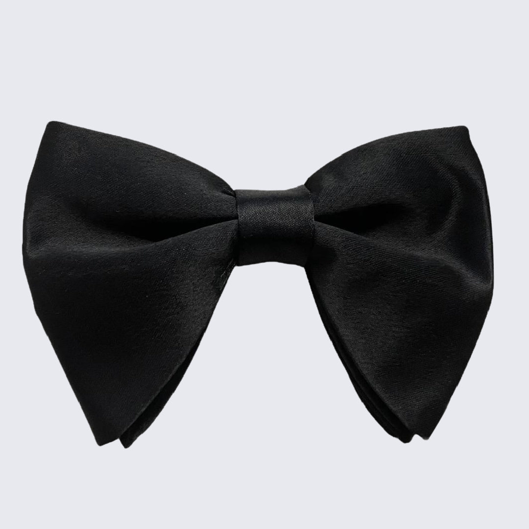 Black Oversized Teardrop Bow Tie – 4.5 Inch Satin